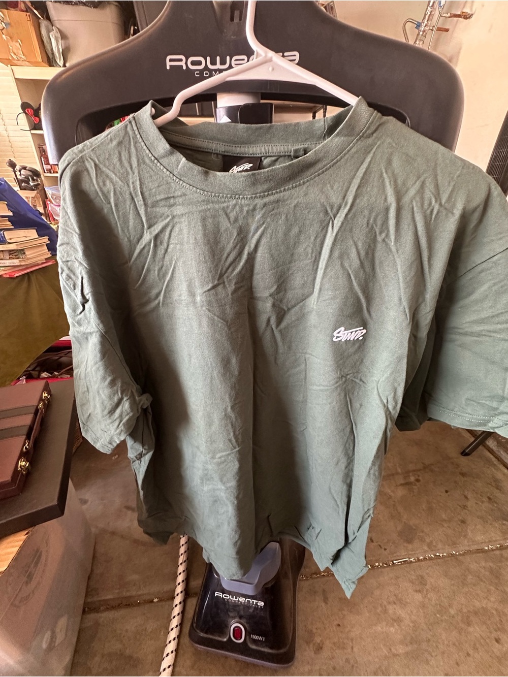 This is a dark green Pull&Bear STWD boxy logo T-shirt featuring a large, contras